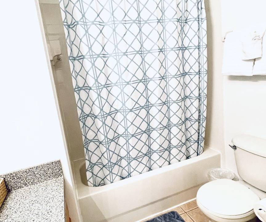 Photo of Bathroom in Lakeside Estates