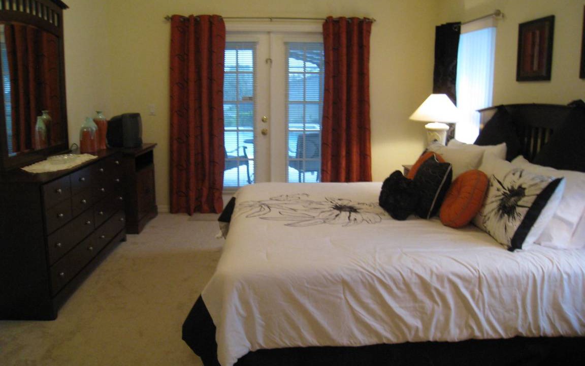 Photo of Bedroom in Orange Tree