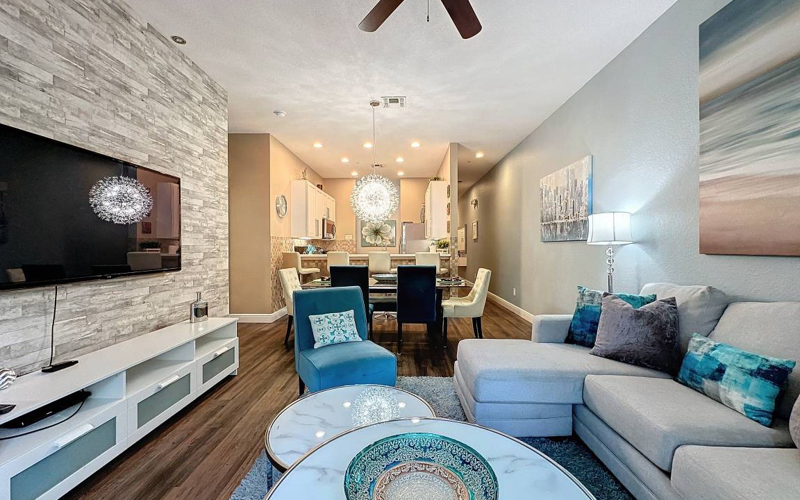 Photo of Livingroom in Bahama Bay