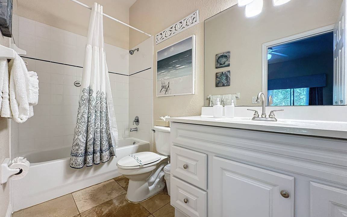 Photo of Bathroom in Bahama Bay