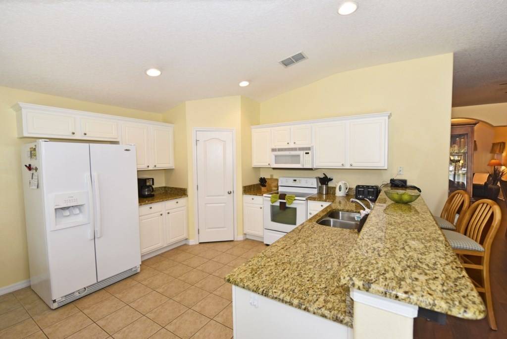 Photo of Kitchen in Buena Ventura Lakes