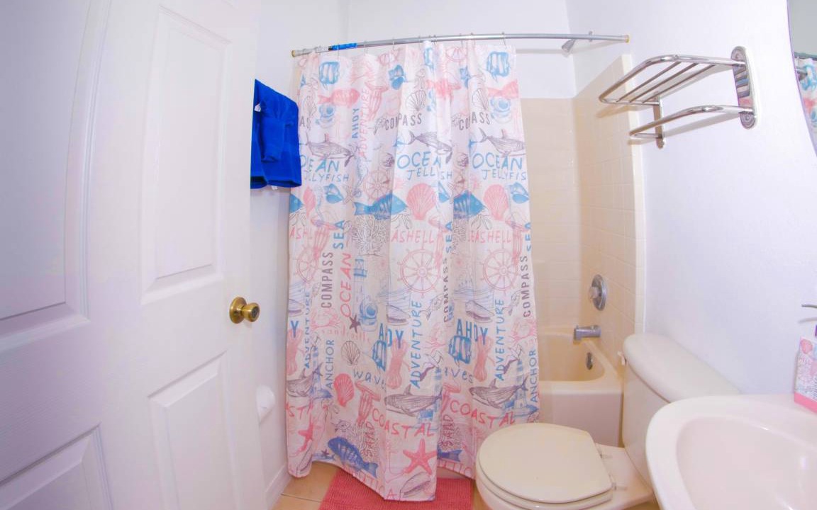 Photo of Bathroom in Sunset Ridge