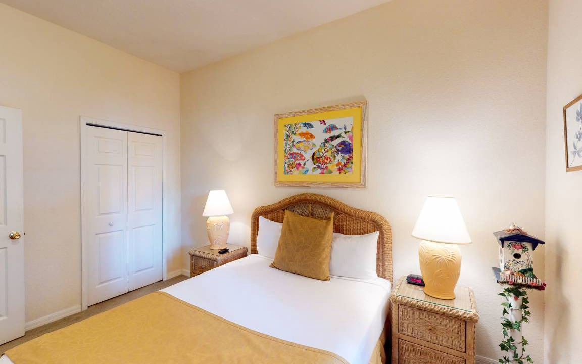 Photo of Bedroom in Bahama Bay