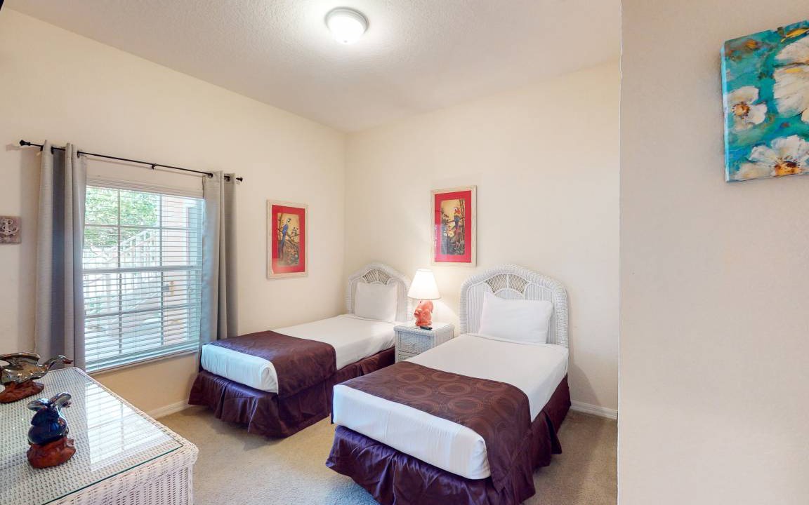 Photo of Bedroom in Bahama Bay