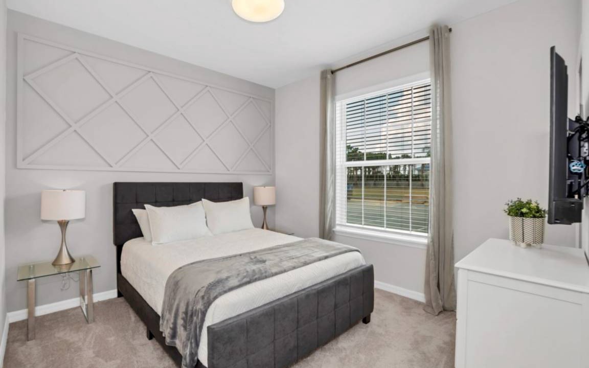 Photo of Bedroom in Saratoga Park