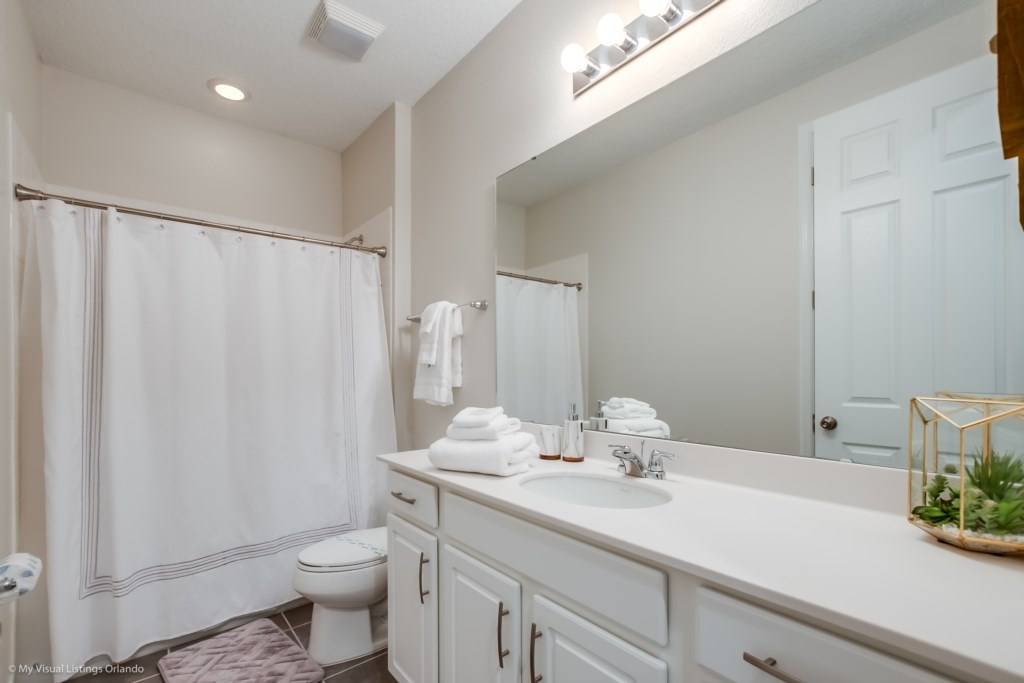 Photo of Bathroom in Indian Ridge