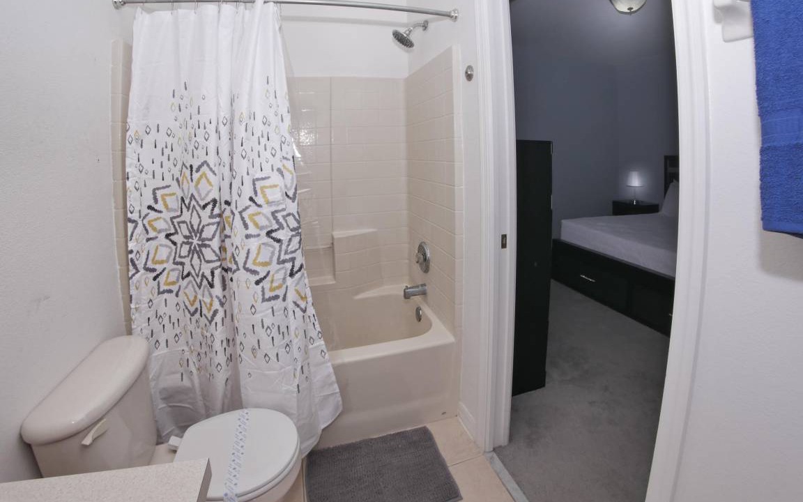 Photo of Bathroom in Sunset Ridge