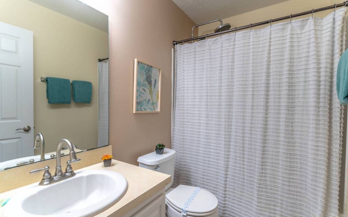 Photo of Bathroom in Windwood Bay
