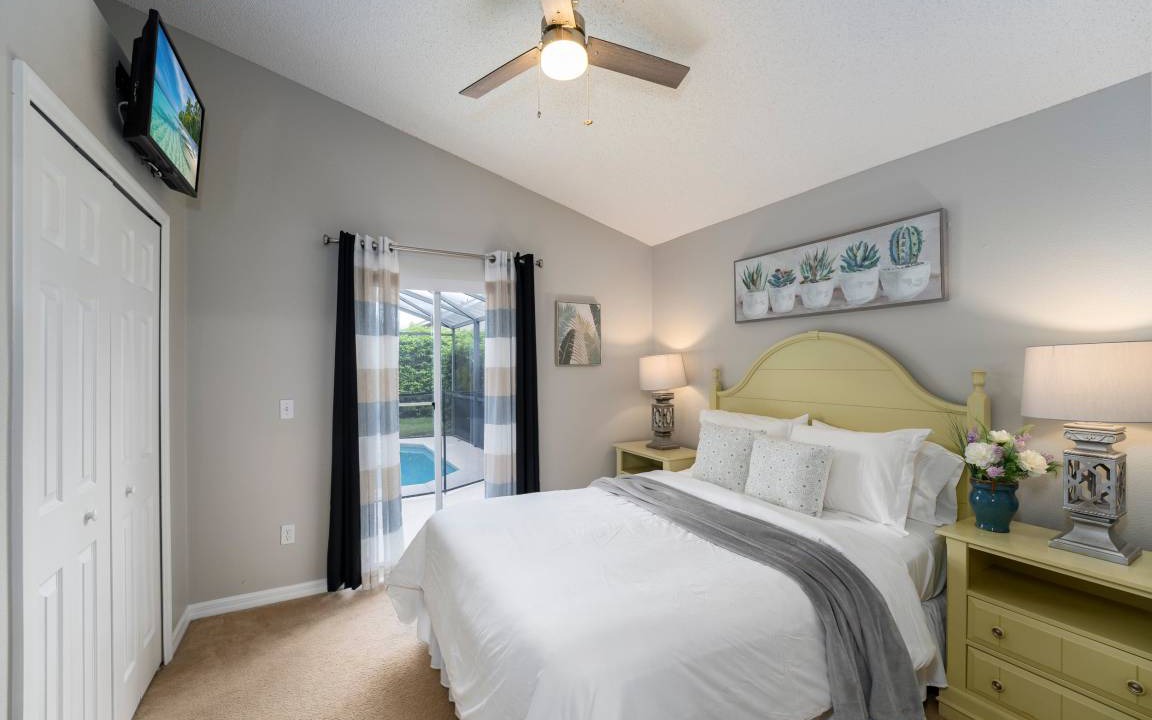 Photo of Others in Four Corners