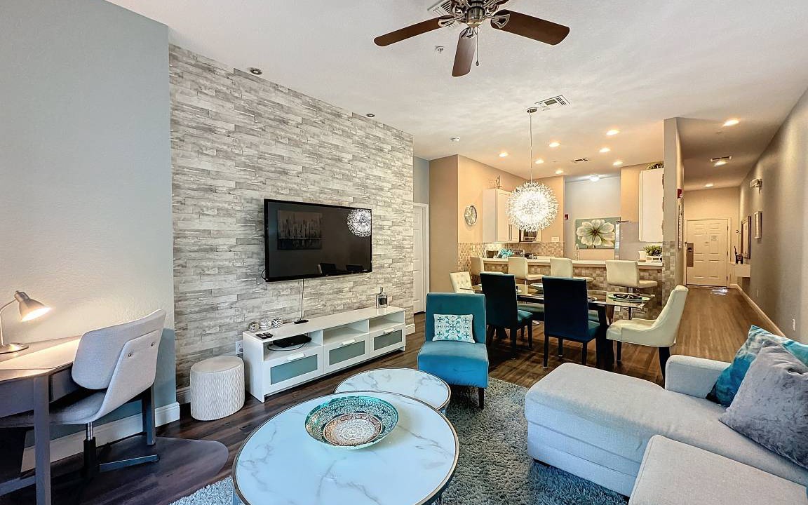 Photo of Livingroom in Bahama Bay