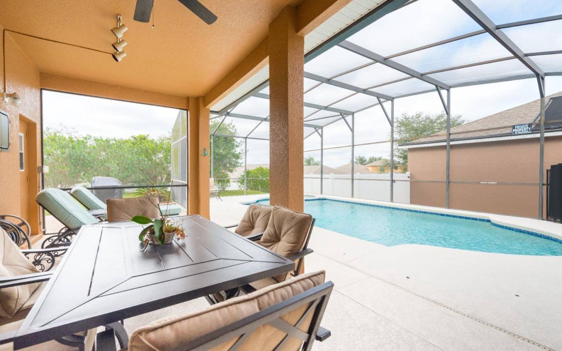 Photo of Patio Balcony in Legacy Park