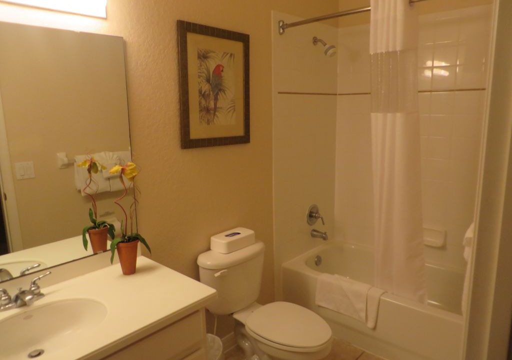Photo of Bathroom in Bahama Bay