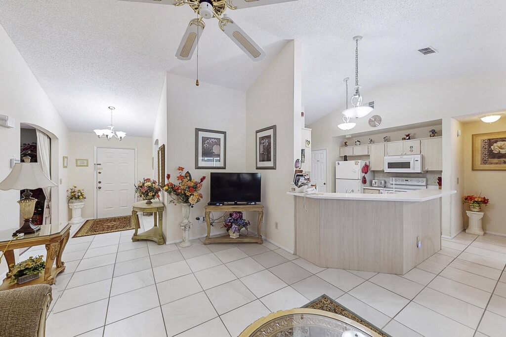 Photo of Livingroom in Indian Ridge