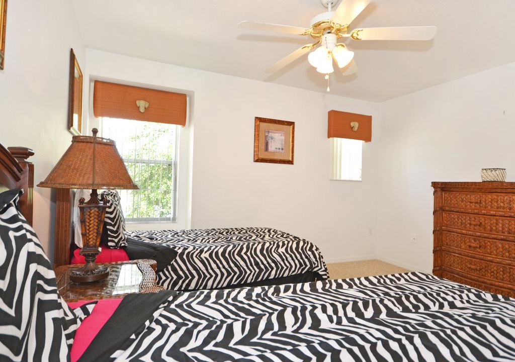 Photo of Livingroom in Windwood Bay