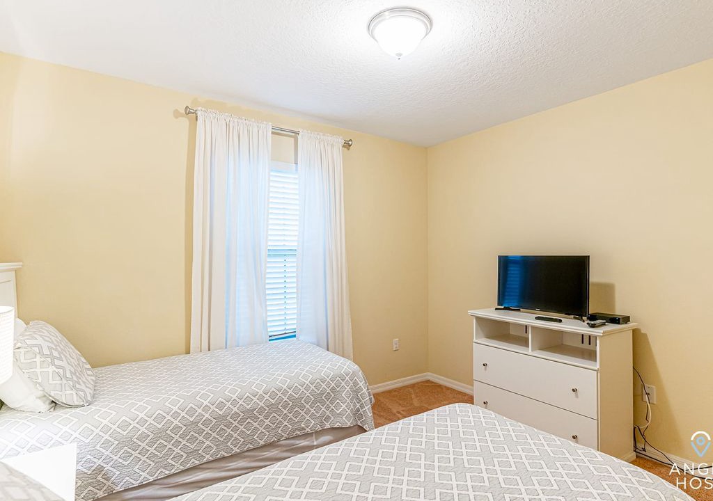Photo of Bedroom in Cypress Pointe