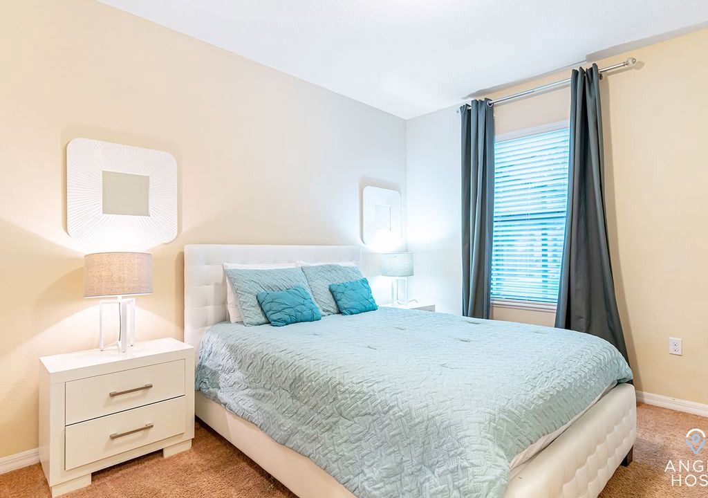 Photo of Bedroom in Cypress Pointe