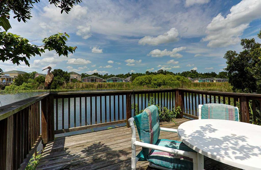Photo of Patio Balcony in Pinewood Country Estates