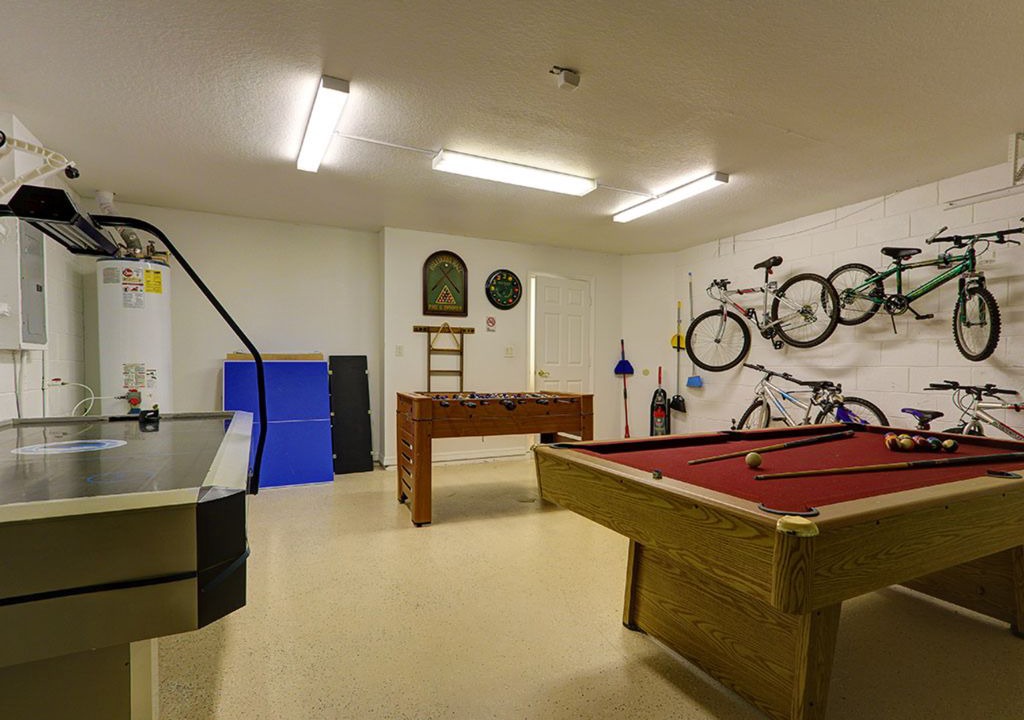 Photo of Livingroom in Pinewood Country Estates