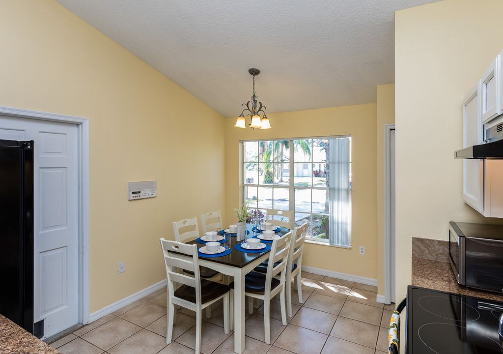 Photo of Livingroom in Sunridge Woods