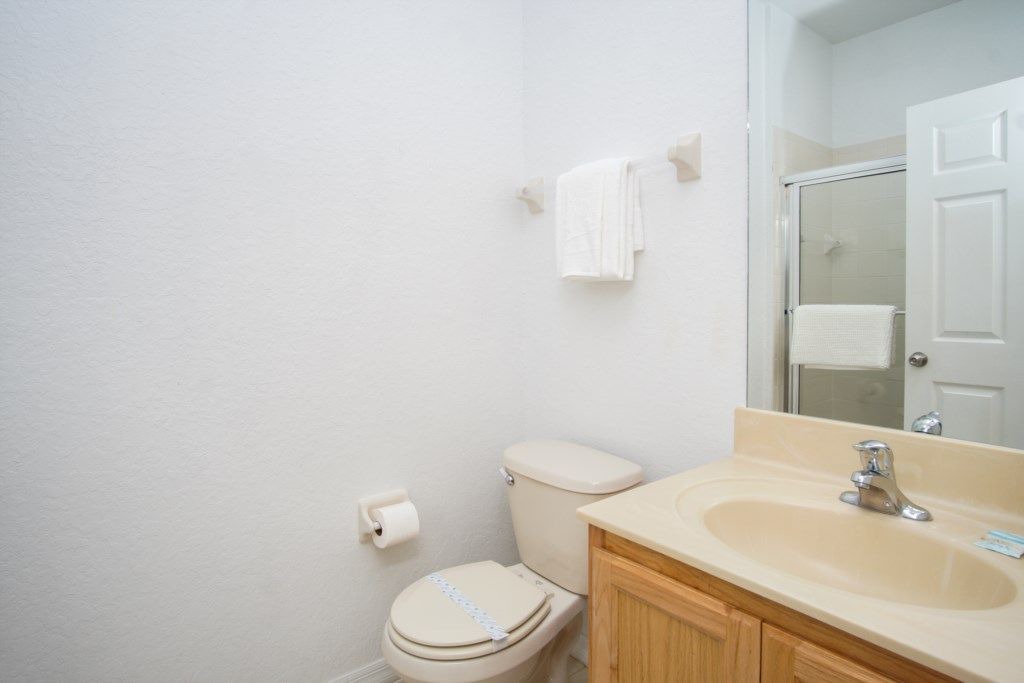 Photo of Bathroom in Crestwynd Bay