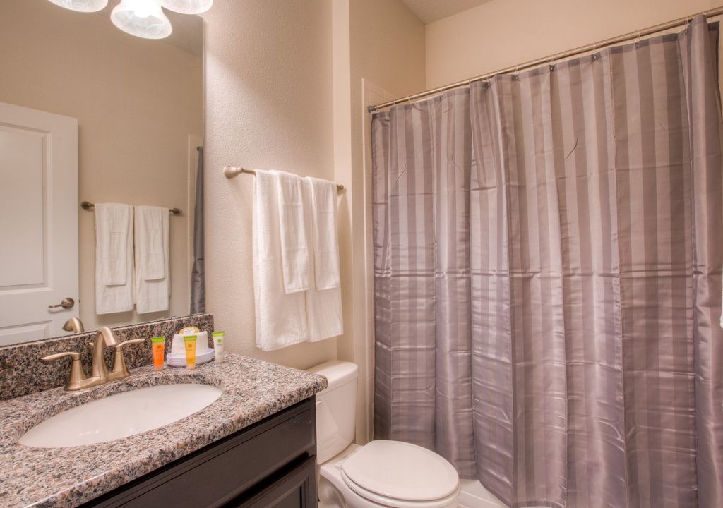 Photo of Bathroom in Davenport