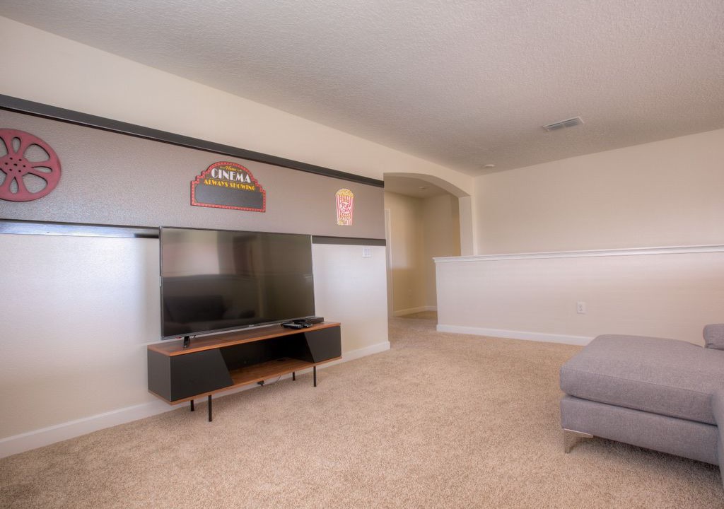 Photo of Livingroom in Davenport