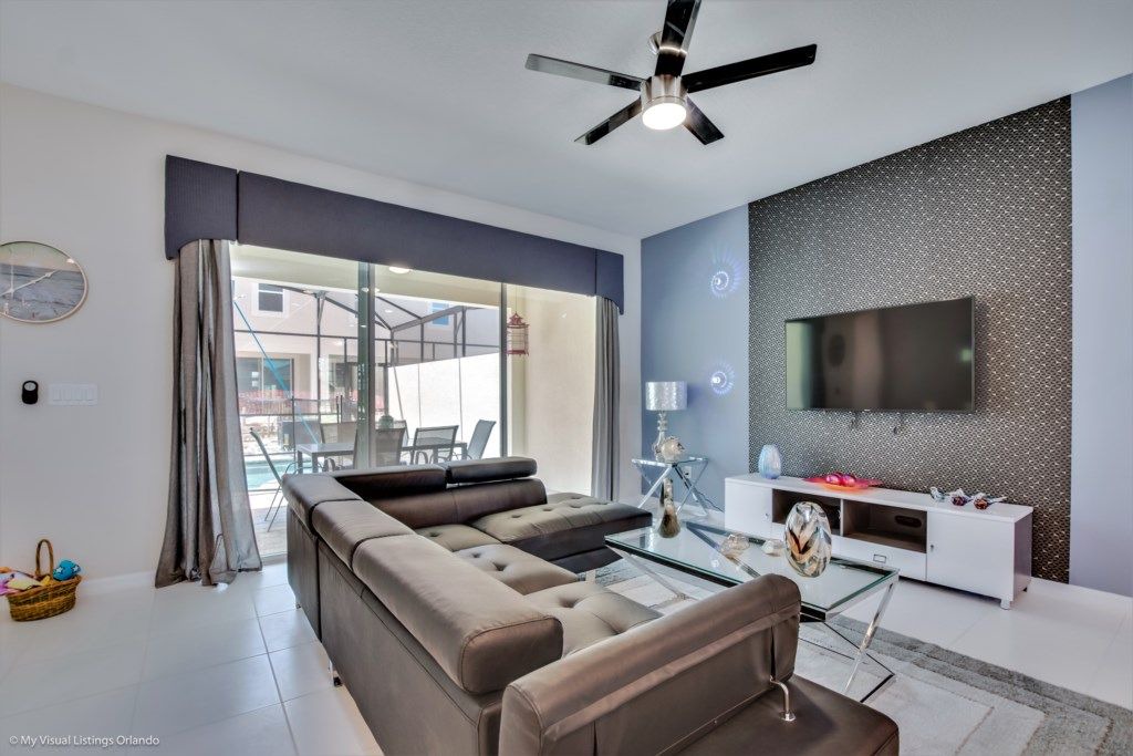 Photo of Livingroom in Bay Lake