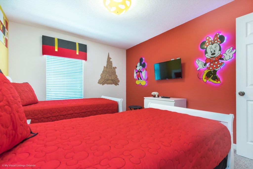 Photo of Bedroom in Bay Lake