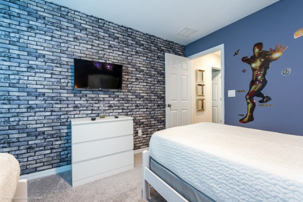 Photo of Bedroom in Bay Lake
