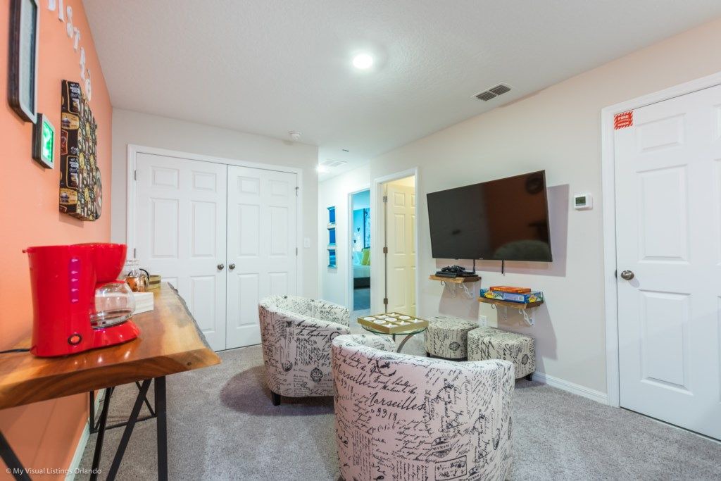Photo of Livingroom in Bay Lake
