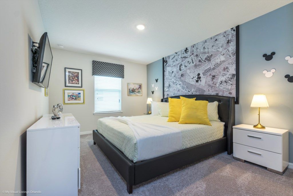 Photo of Bedroom in Bay Lake