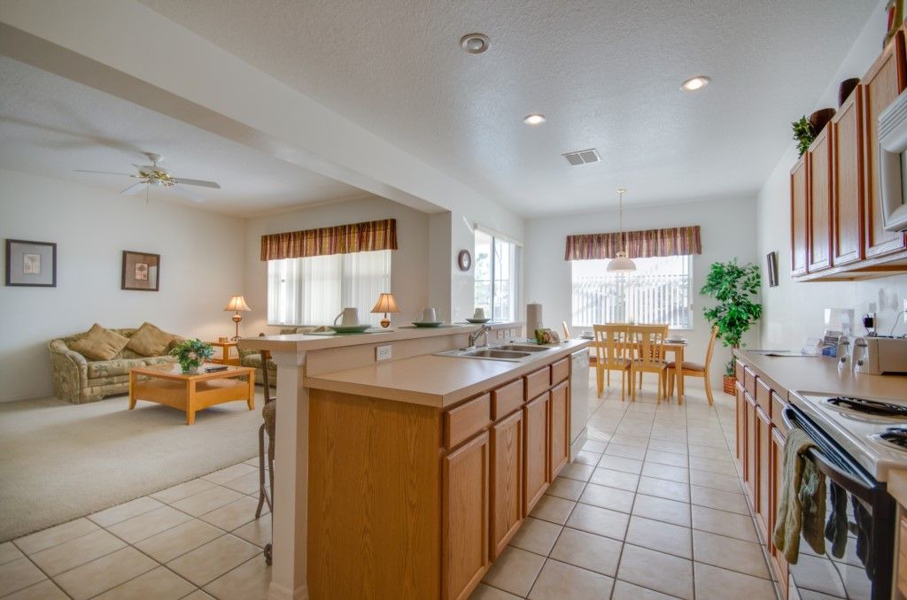 Photo of Livingroom in Windwood Bay