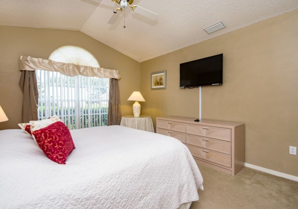 Photo of Bedroom in Sunridge Woods