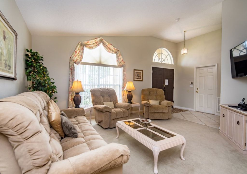 Photo of Livingroom in Sunridge Woods