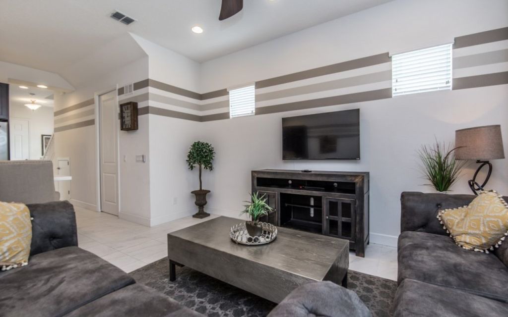Photo of Livingroom in Sandy Ridge