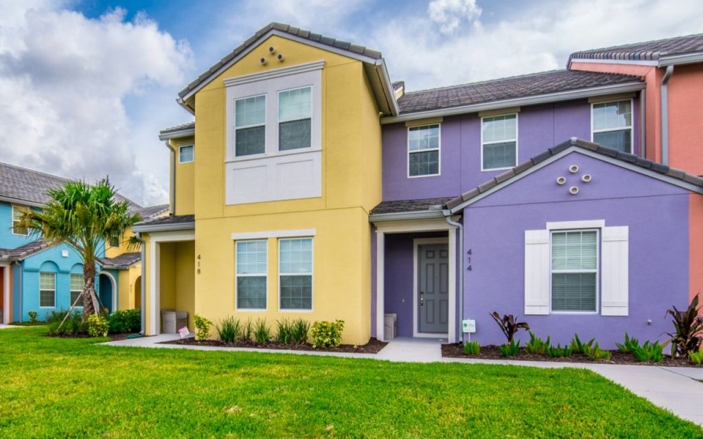 Photo of Buildings in Sandy Ridge