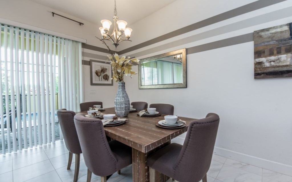 Photo of Livingroom in Sandy Ridge