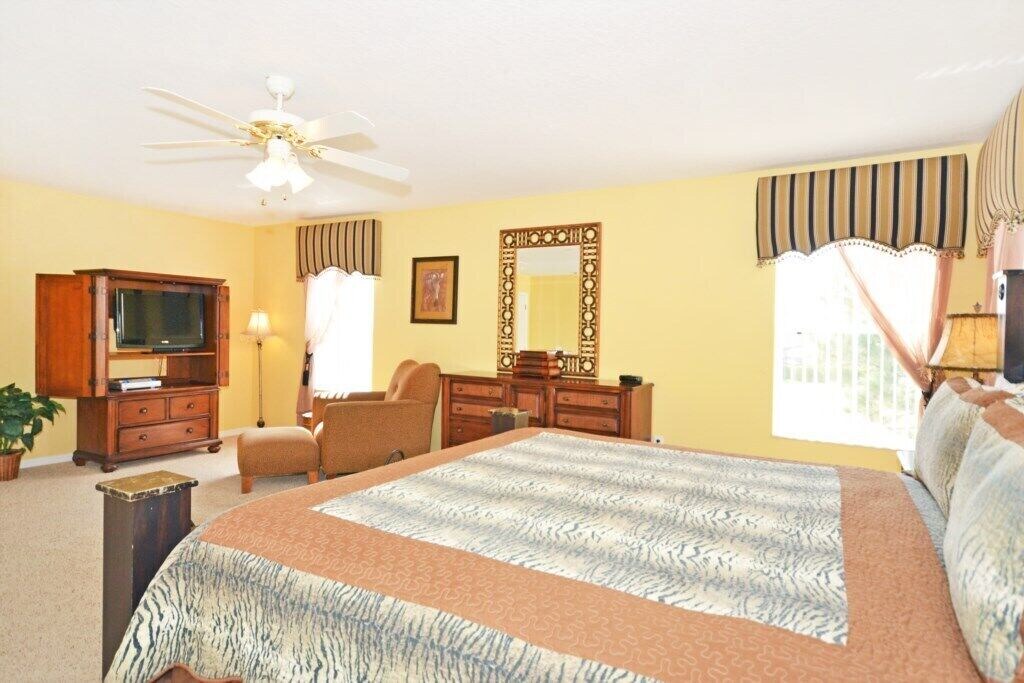 Photo of Bedroom in Windwood Bay
