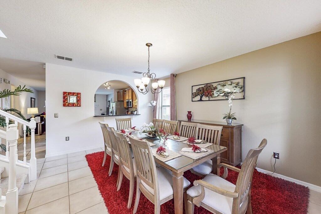 Photo of Livingroom in Cypress Pointe