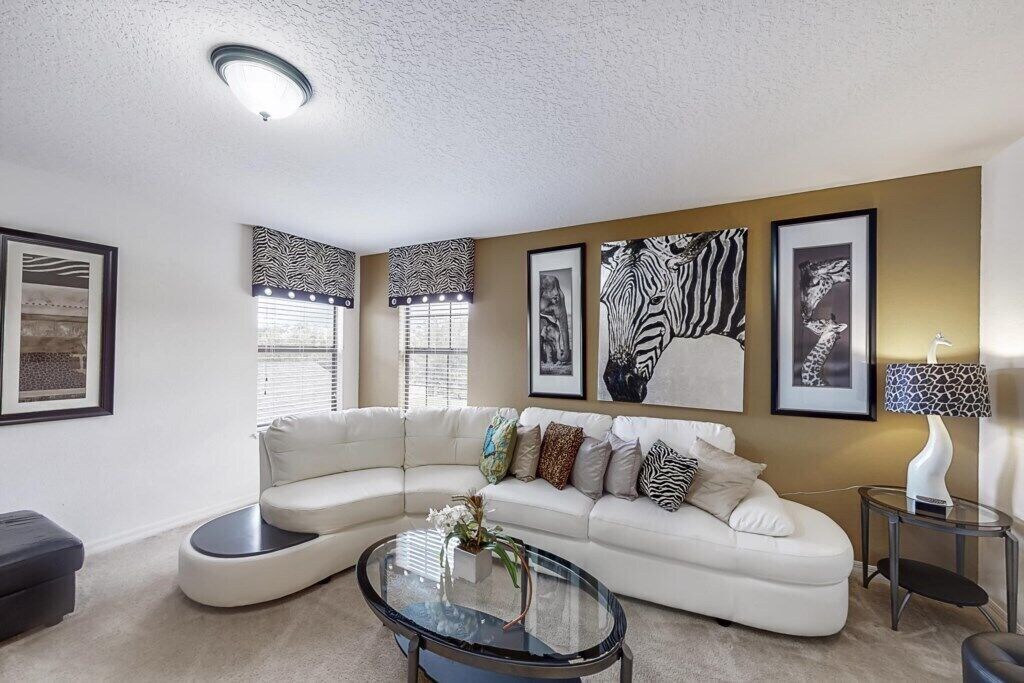 Photo of Livingroom in Cypress Pointe