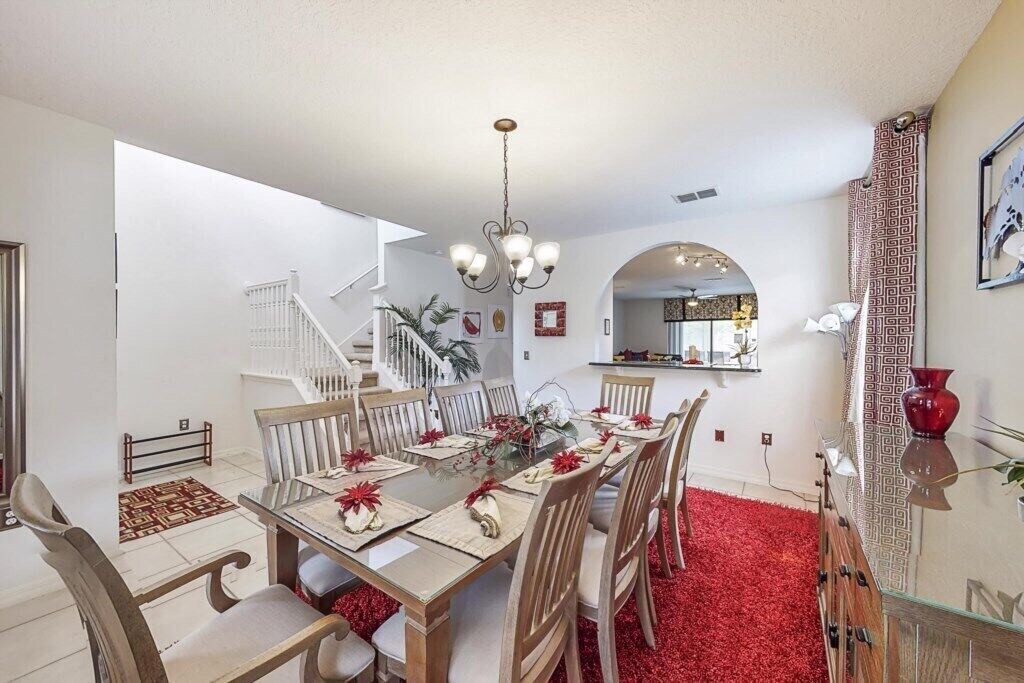 Photo of Livingroom in Cypress Pointe