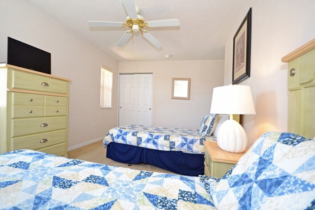 Photo of Bedroom in Windwood Bay