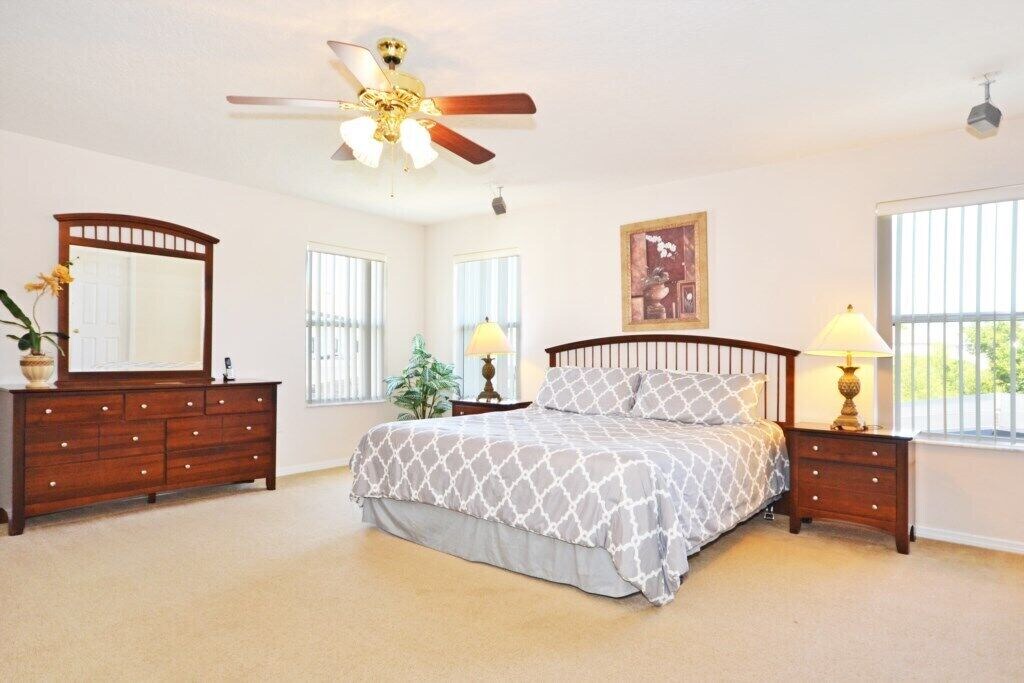 Photo of Bedroom in Windwood Bay