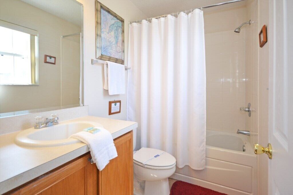 Photo of Bathroom in Windwood Bay
