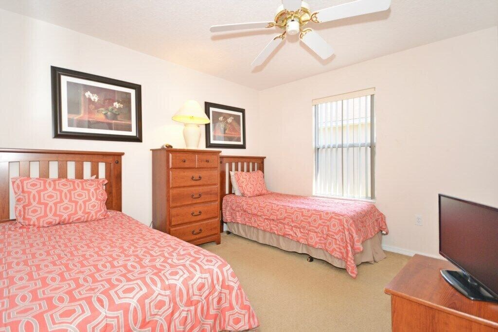Photo of Bedroom in Windwood Bay