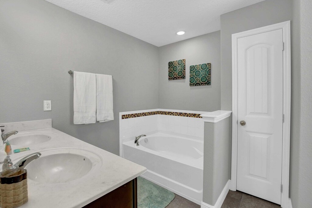 Photo of Bathroom in Loughman