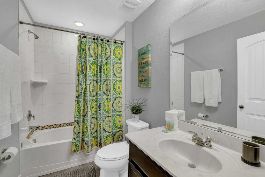 Photo of Bathroom in Loughman