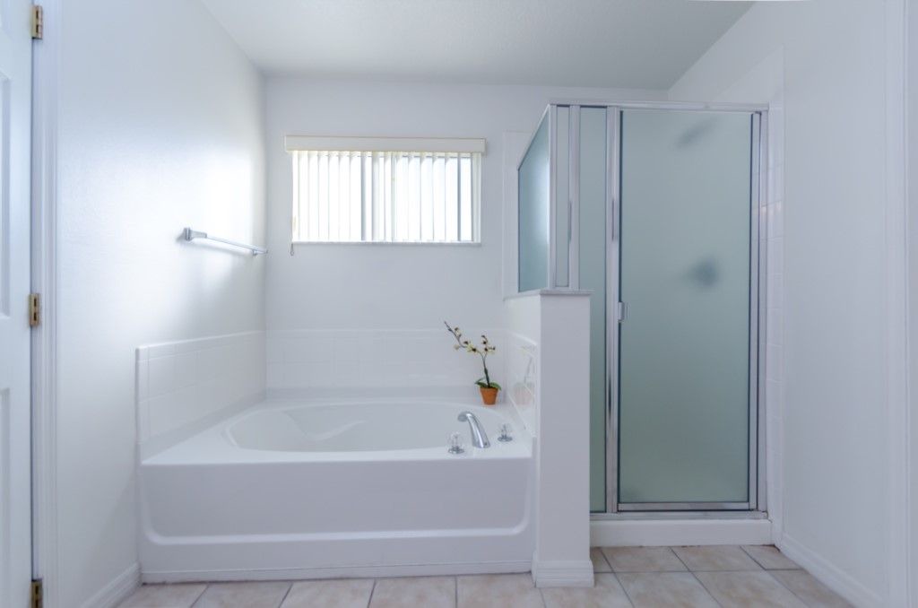 Photo of Bathroom in Windwood Bay
