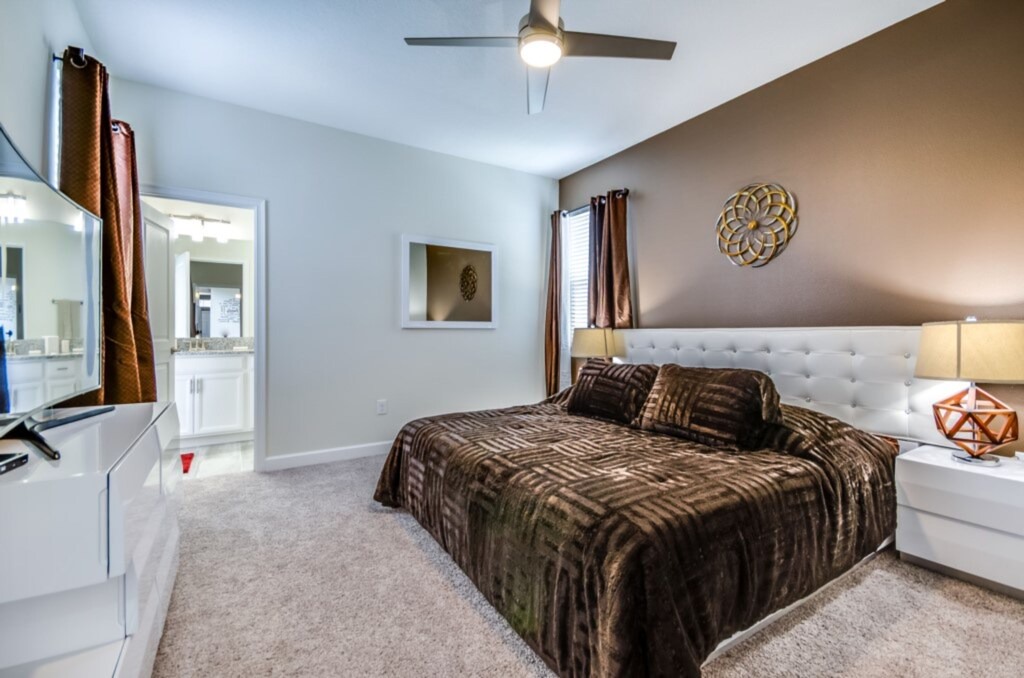 Photo of Bedroom in Loughman
