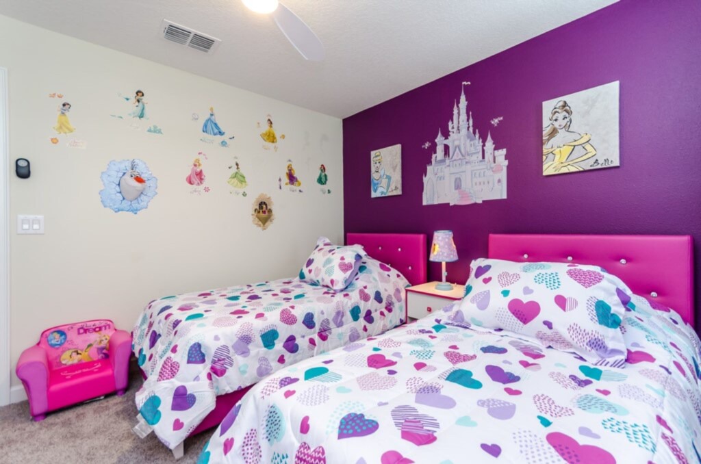 Photo of Bedroom in Loughman
